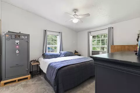 Bedroom - 4374 E Timberland Rd, Athol, ID 83801 photo 1 of 8