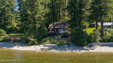 30515 N Osprey Rd, Spirit Lake, ID 83869