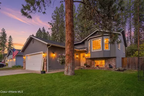 201 S Aerie Ct, Post Falls, ID 83854