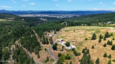 3343 S Carpenter Loop, Post Falls, ID 83854 photo 9