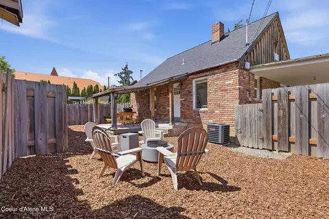 Exterior - 515 Bunker Ave # 1, Kellogg, ID 83837 photo 10 of 23