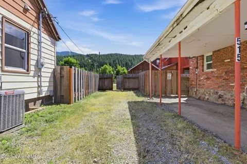 Exterior - 515 Bunker Ave # 1, Kellogg, ID 83837 photo 13 of 23