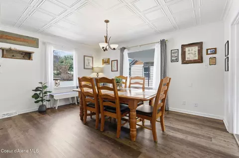 Dining - 515 Bunker Ave # 1, Kellogg, ID 83837 photo 2 of 3