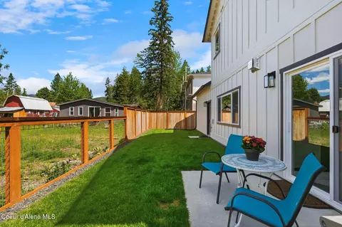 Exterior - 140 Madera Dr, Sandpoint, ID 83864 photo 3 of 7