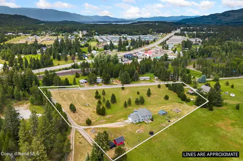 438 Davis Rd, Sagle, ID 83860 photo 3