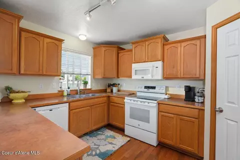 3050 E Thrush Dr, Post Falls, ID 83854 photo 5