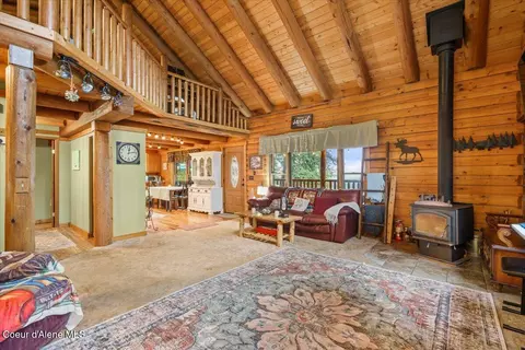 Living - 14751 N Smith Ave, Rathdrum, ID 83858 photo 2 of 2