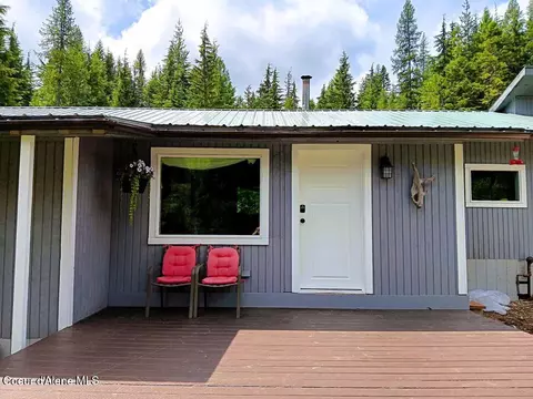 Exterior - 452 Toad Rd, Priest River, ID 83856 photo 4 of 23