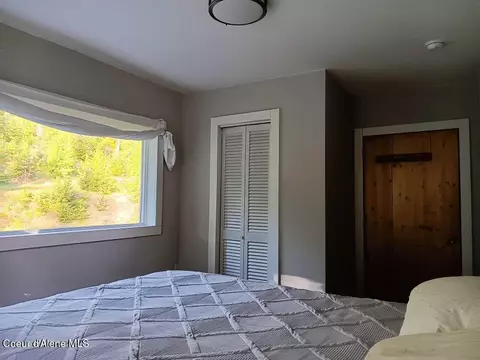 Bedroom - 452 Toad Rd, Priest River, ID 83856 photo 4 of 6