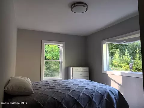 Bedroom - 452 Toad Rd, Priest River, ID 83856 photo 3 of 6