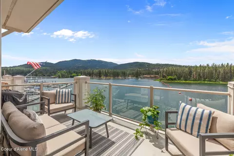 355 W Waterside Dr # 402, Post Falls, ID 83854