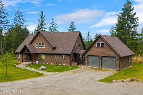 Exterior - 235 Kiebert Loop, Hope, ID 83836 photo 2 of 28