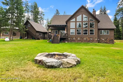 Exterior - 235 Kiebert Loop, Hope, ID 83836 photo 5 of 28