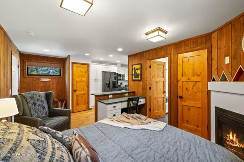 Bedroom - 7308 E Greyridge Rd, Athol, ID 83801 photo 4 of 4