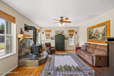 Living - 7308 E Greyridge Rd, Athol, ID 83801 photo 4 of 4
