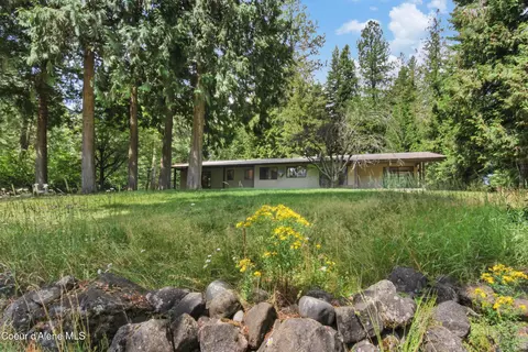 Exterior - 150 Denali Rd, Sagle, ID 83860 photo 5 of 12
