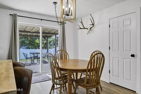 Dining - 1400 E Cactus Ave, Post Falls, ID 83854 photo 1 of 3