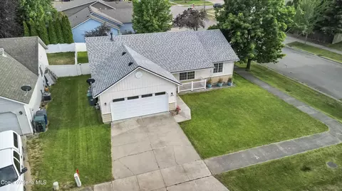 View/Area - 1400 E Cactus Ave, Post Falls, ID 83854 photo 1 of 9