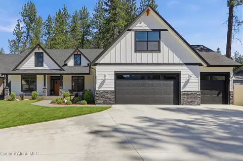2065 E Plaza Ct, Post Falls, ID 83854