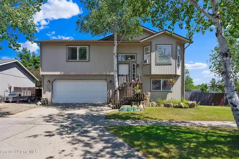 1150 N Townsend Loop, Post Falls, ID 83854