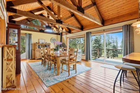 Dining - 1542 Peninsula Rd, Hope, ID 83836 photo 1 of 4