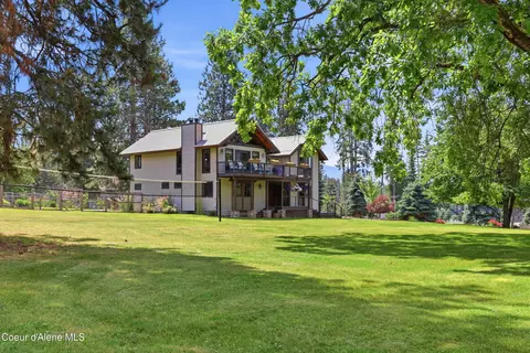 Exterior - 1542 Peninsula Rd, Hope, ID 83836 photo 2 of 15