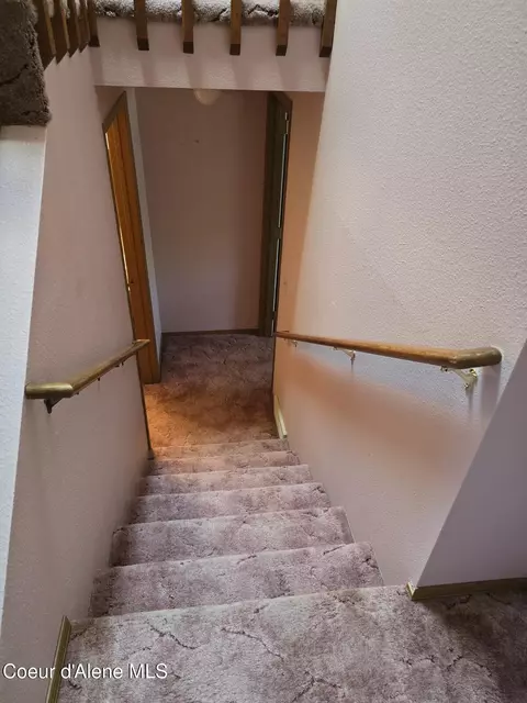 Entry Way - 1612 E Plaza Dr, Post Falls, ID 83854 photo 2 of 2