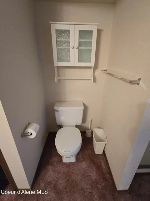 Bath - 1612 E Plaza Dr, Post Falls, ID 83854 photo 2 of 2