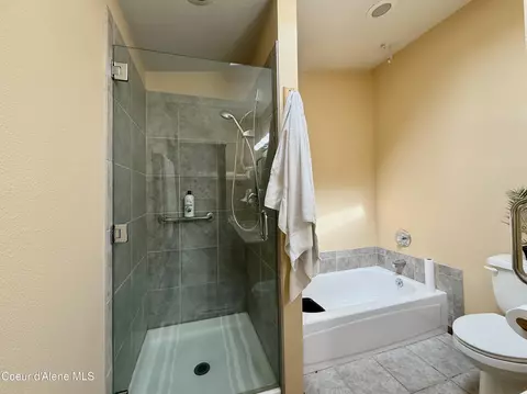 Bath - 2018 E Winter Ct, Post Falls, ID 83854 photo 3 of 3