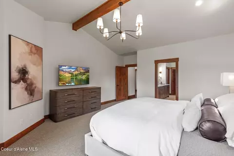 Bedroom - 3674 E Basin Falls Rd, Hayden, ID 83835 photo 2 of 4