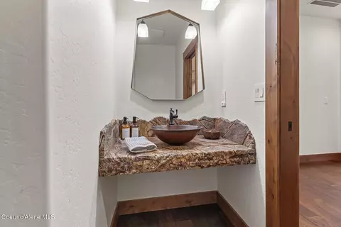 Bath - 3674 E Basin Falls Rd, Hayden, ID 83835 photo 1 of 5