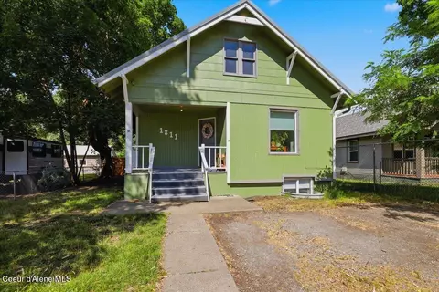 1811 N Nora St, Coeur D'alene, ID 83814