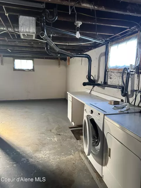 122 N Third St, Osburn, ID 83849 photo 9