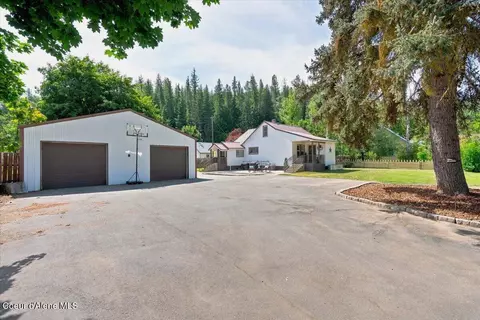 905 S Division St, Pinehurst, ID 83850 photo 1