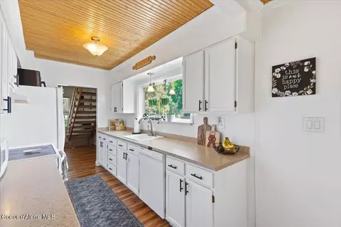 905 S Division St, Pinehurst, ID 83850 photo 18