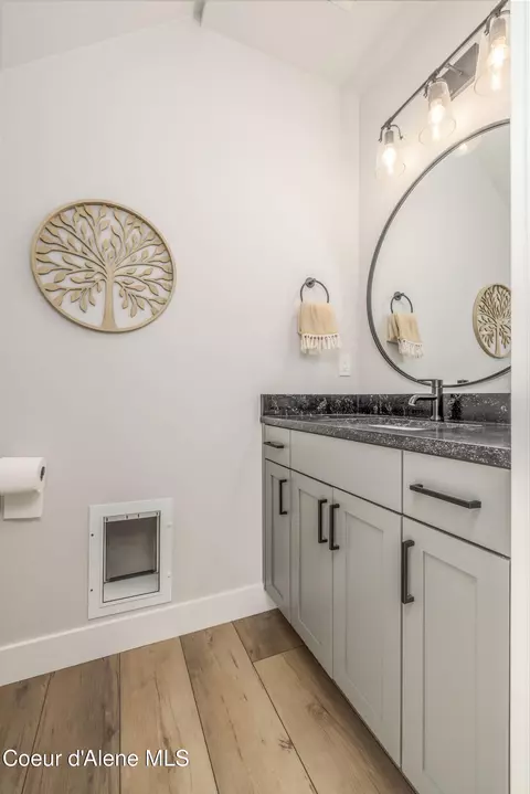 Bath - 3351 N Blaze Loop, Post Falls, ID 83854 photo 1 of 3
