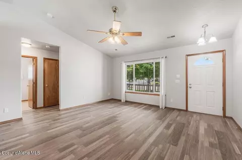 Living - 655 E Tiger Ave, Post Falls, ID 83854 photo 1 of 4