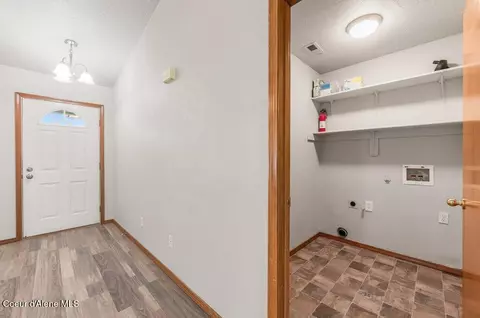 Entry Way - 655 E Tiger Ave, Post Falls, ID 83854 photo 1 of 1