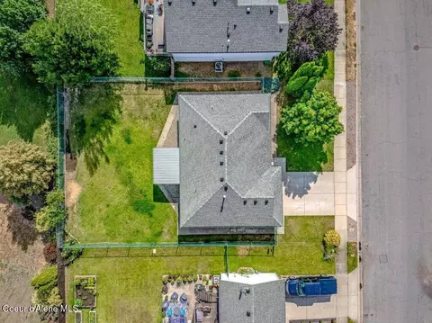 View/Area - 655 E Tiger Ave, Post Falls, ID 83854 photo 2 of 6