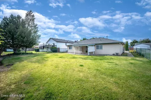 Exterior - 655 E Tiger Ave, Post Falls, ID 83854 photo 5 of 6
