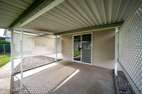 Exterior - 655 E Tiger Ave, Post Falls, ID 83854 photo 3 of 6