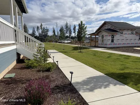 323 E Penstemon Rd, Hayden, ID 83835 photo 3