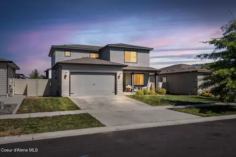230 N Olivewood Ln, Post Falls, ID 83854