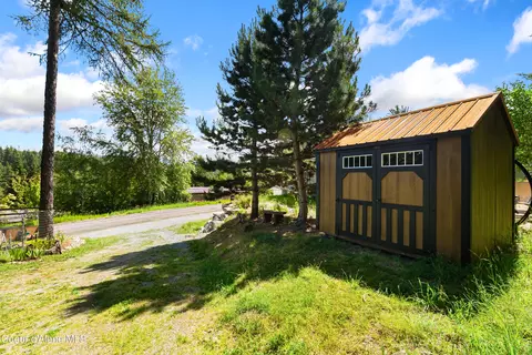 Exterior - 246 Midas Dr, Sagle, ID 83860 photo 5 of 6