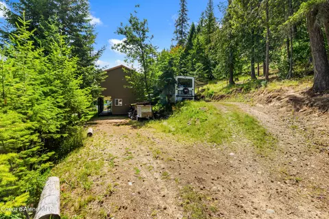 Exterior - 246 Midas Dr, Sagle, ID 83860 photo 2 of 6