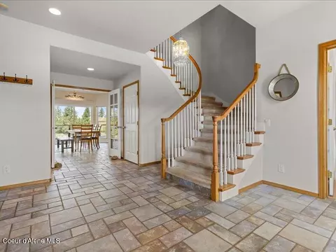 Entry Way - 632 S Rabbit Trl, Post Falls, ID 83854 photo 2 of 8