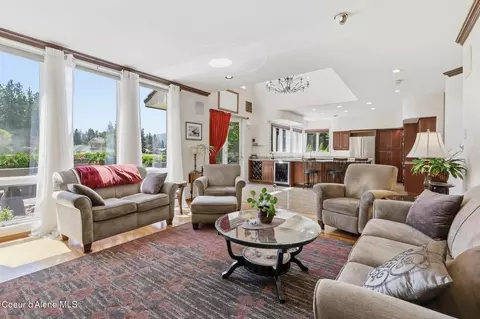 Living - 4790 E Inverness Dr, Post Falls, ID 83854 photo 4 of 4
