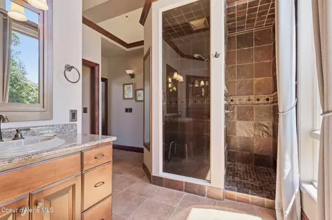 Bath - 4790 E Inverness Dr, Post Falls, ID 83854 photo 1 of 10