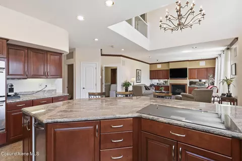 Kitchen - 4790 E Inverness Dr, Post Falls, ID 83854 photo 5 of 9