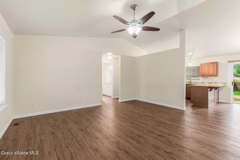 2570 N Sparrow Lp Lp, Post Falls, ID 83854 photo 9